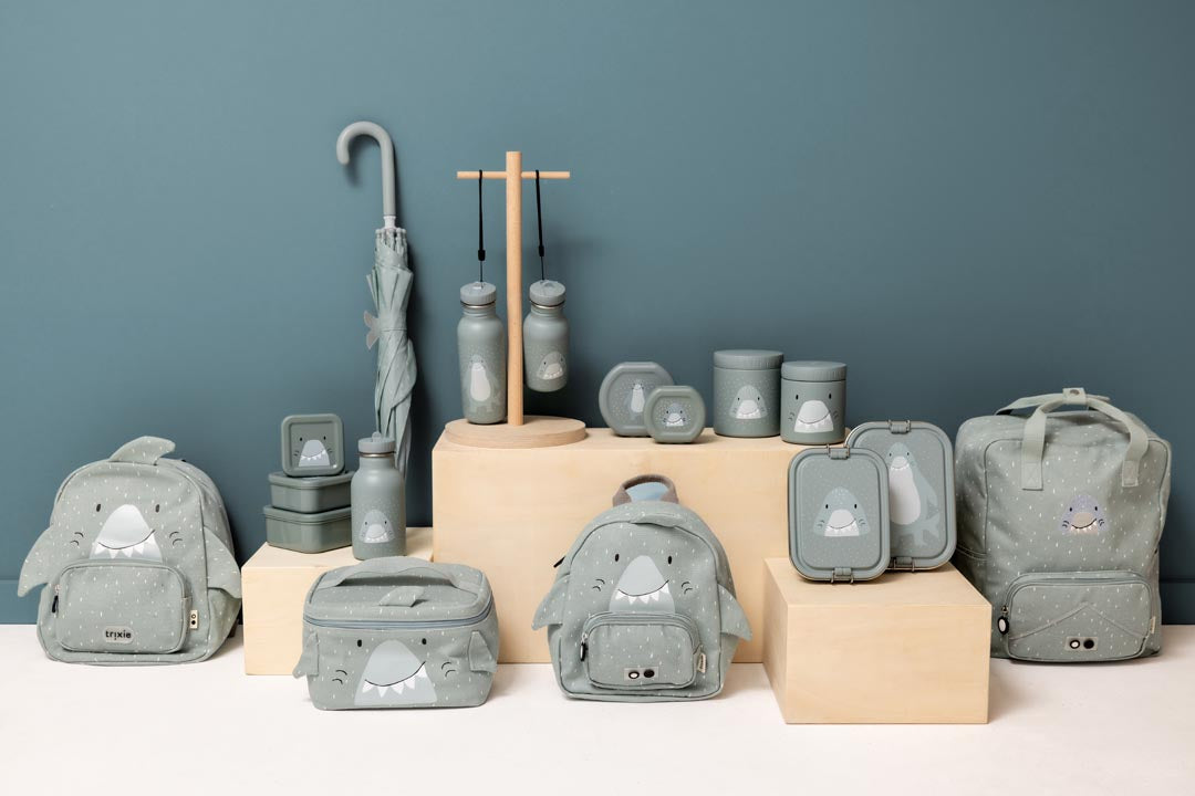 Kleine Trixie lunchbox Mr. Shark van RVS met kindvriendelijk ontwerp