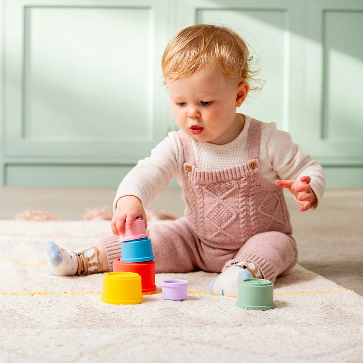 Set van 7 ronde silicone stapelbekers Tickit in regenboogkleuren