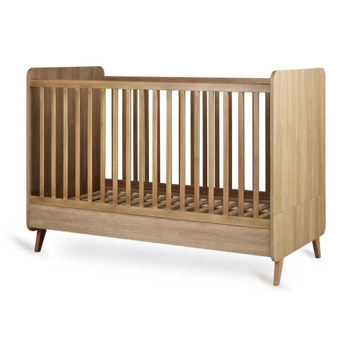 "Quax Loft Bed 70 x 140 cm in Honey Ash met verstelbare bodem en massief beukenhouten poten, perfect voor elke groeiende kinderkamer"