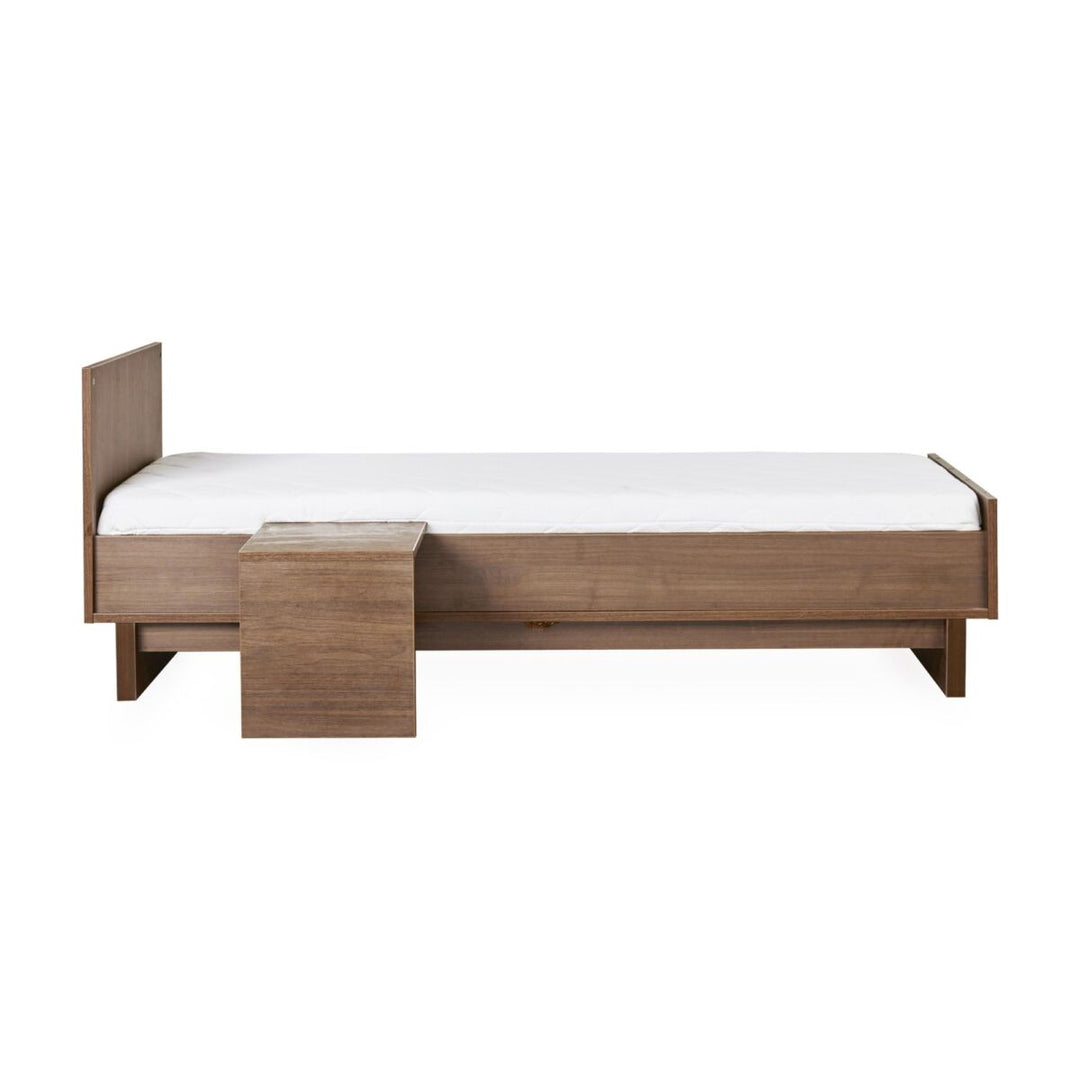 Quax juniorbed Kyo 70x170 cm in Expo Walnut met retro look