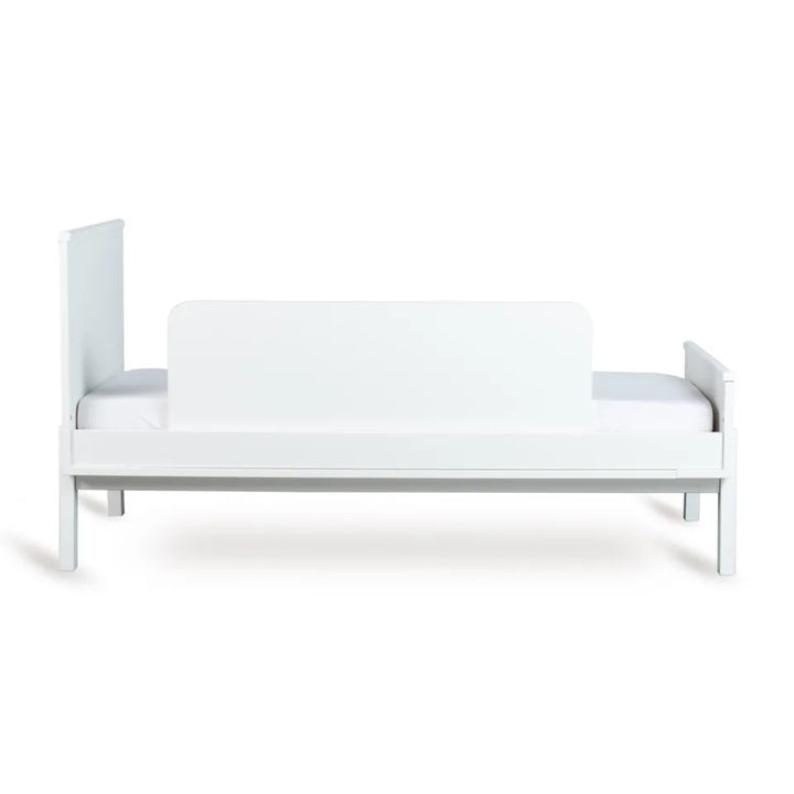 Quax Cream uitvalbeschermer 90 cm, zorgt voor veiligheid terwijl uw kind droomt