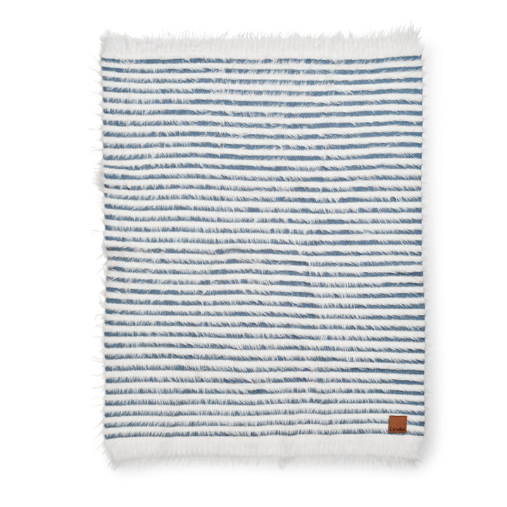 Elodie Details - Furry Knit Deken | Berry Blue