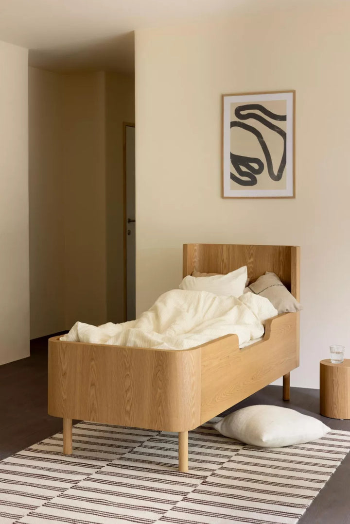 Quax Yume Junior Kit in Natural Ash, omvormbaar tot junior bed van 170 x 70 cm, met lattenbodemstukken voor steun.