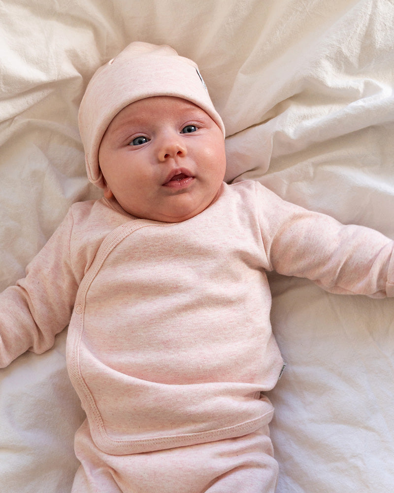 Babymuts Lodger Beanie Melange in Tan – zacht biologisch katoen