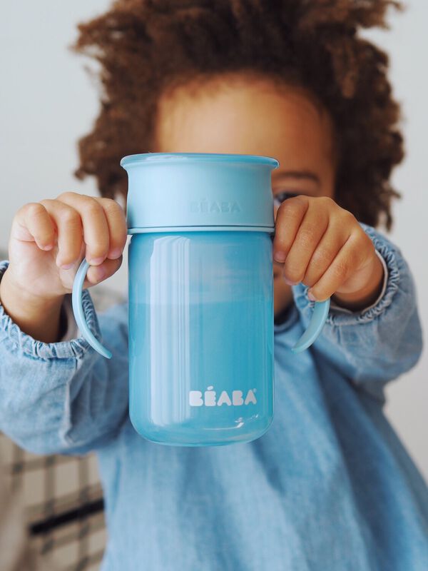 Blauwe Béaba 360° leerbeker met handgrepen en afsluitdeksel, 340 ml