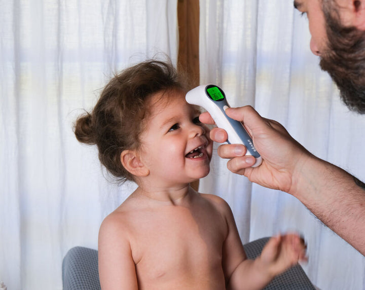 Béaba Thermospeed infrarood thermometer voor oor en voorhoofd, met LCD-scherm