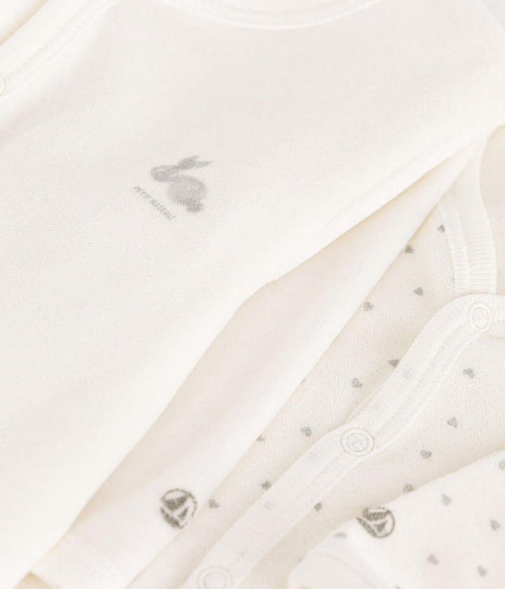 Set van 2 Petit Bateau baby pyjama’s met voetjes en drukknoopjes
