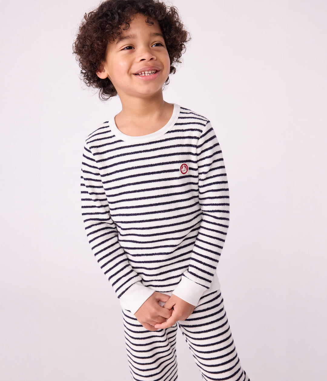 Petit Bateau 2-delige pyjama met strepen in Milk / Soir