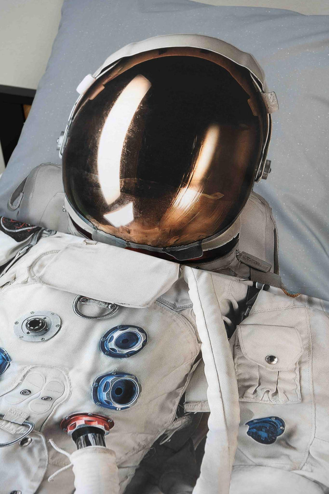 Snurk astronaut dekbedovertrek 140x200 cm met grijze ruimteprint en biologisch katoen