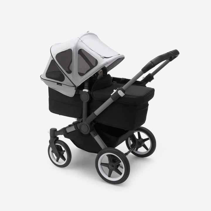 Bugaboo Donkey5 Breezy Zonnekap in Misty Grey met UPF 50+ bescherming en breezy venster.