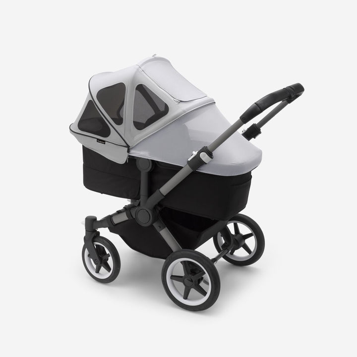 Bugaboo Donkey5 Breezy Zonnekap in Misty Grey met UPF 50+ bescherming en breezy venster.