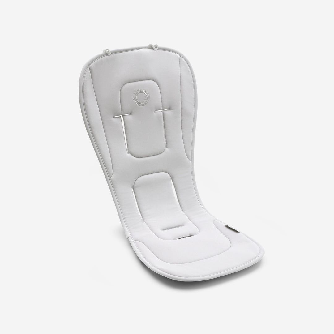 Bugaboo Dual Comfort Seat Liner in Misty Grey, omkeerbaar met ademend 3D gaas en Cooldry® comfortkant voor temperatuurregulatie.