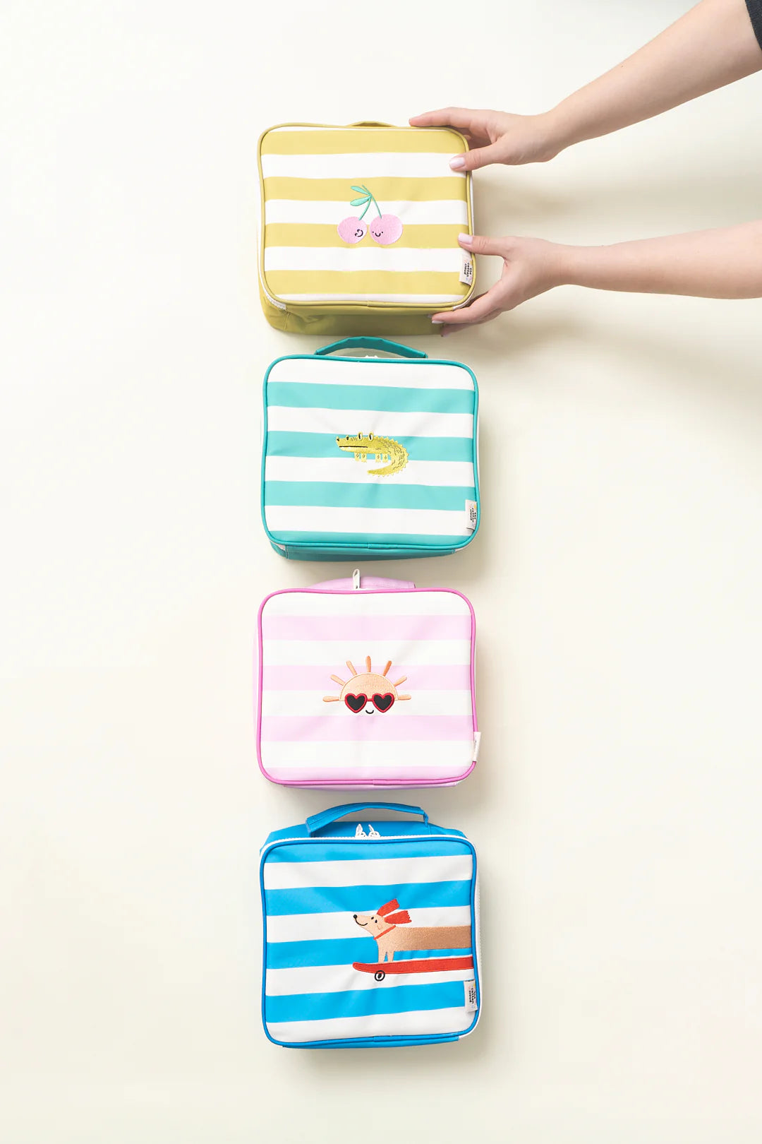 The Cotton Cloud - Lunchtas  Cherry Pop