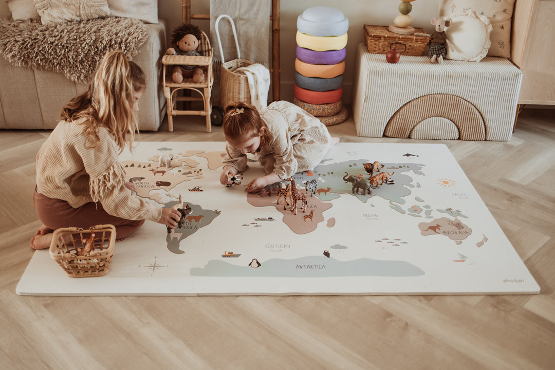 Play & Go puzzelmat Eevaa Worldmap, dubbelzijdig met opberg- en speelopties