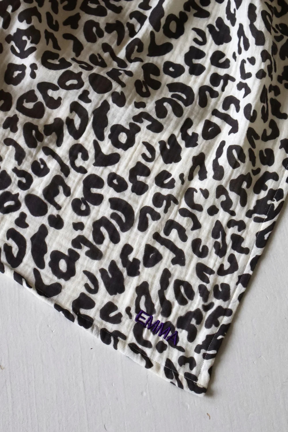 Studio Noos - Tetradoek Large 120 x 120 cm Holy Cow | Wit