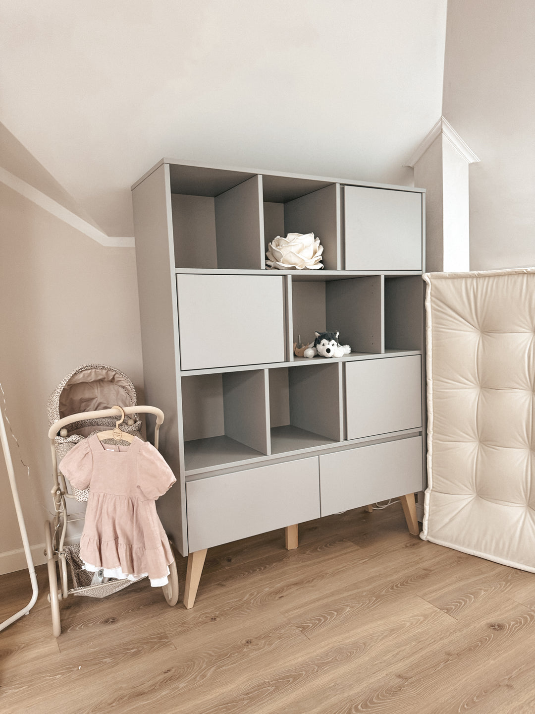 Pinio - Boekenkast Swing Wide | Grey