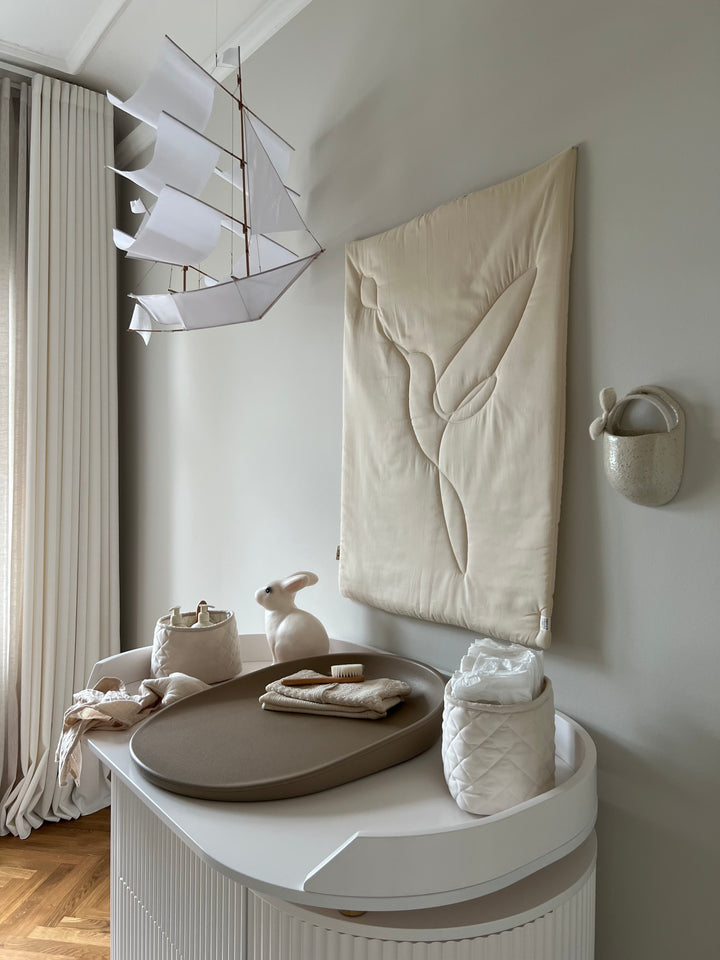 Opzetstuk voor Commode Kai in white oak met naadloze bevestiging