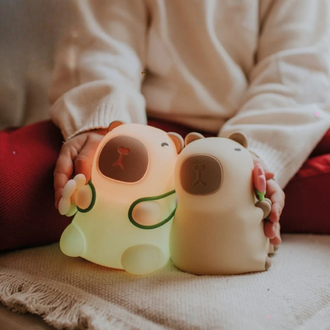 Mary's - Nachtlamp LED Capybara Florist | Geel