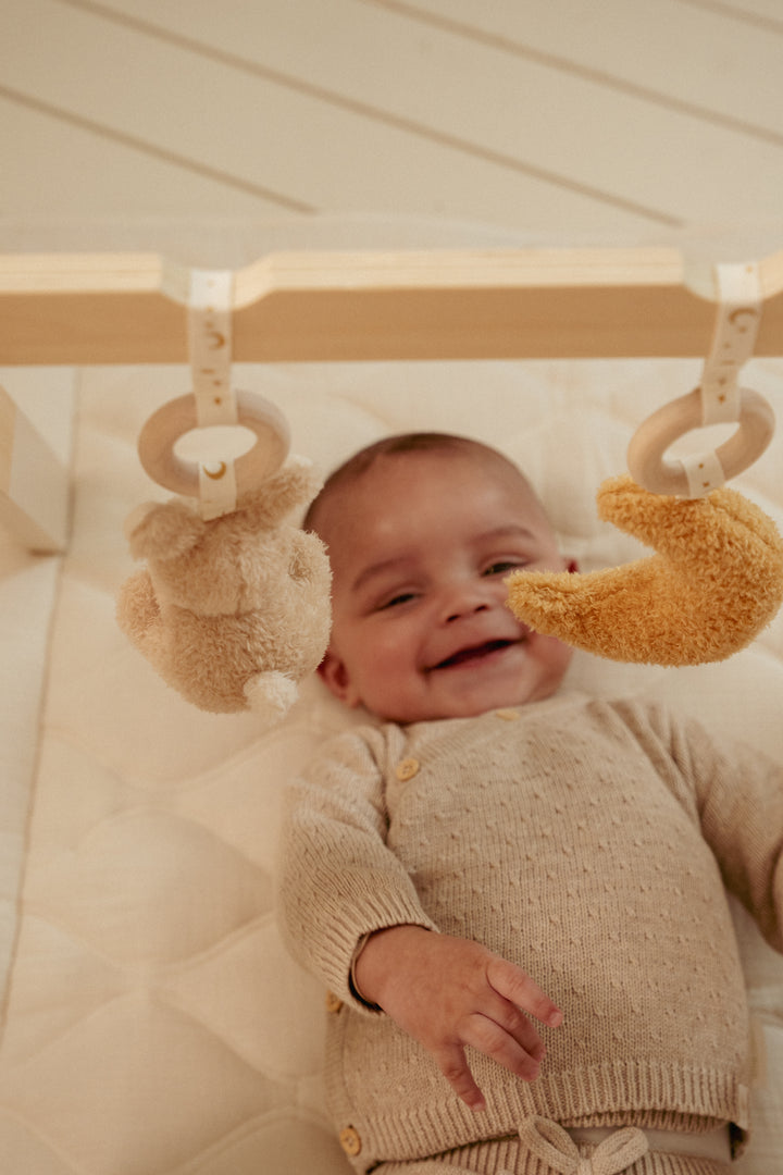 Little Dutch Babygym Newborn Naturals met zachte hangspeeltjes
