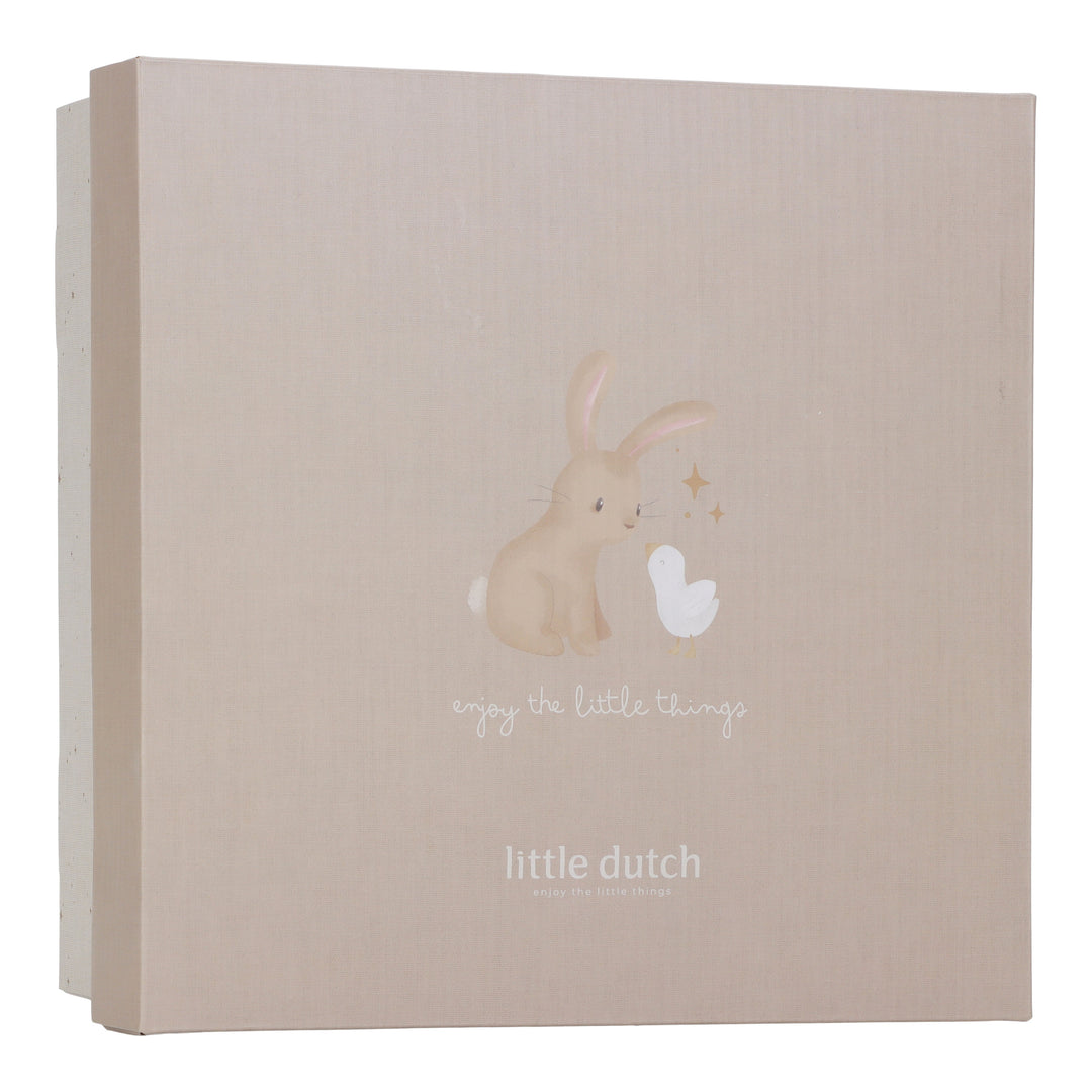 Little Dutch Giftset Newborn Naturals met zachte eerste speeltjes