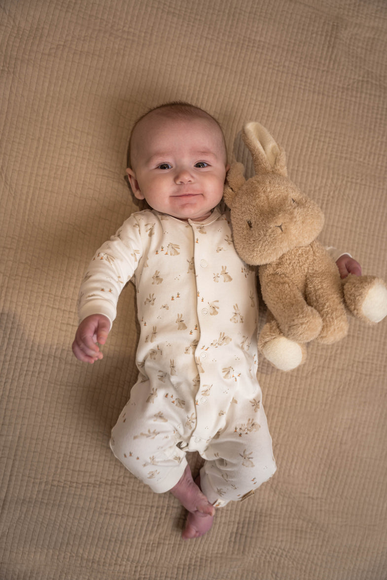 Little Dutch Knuffel Baby Bunny 32 cm in beige, ultra zacht en perfect voor knuffeltijd.