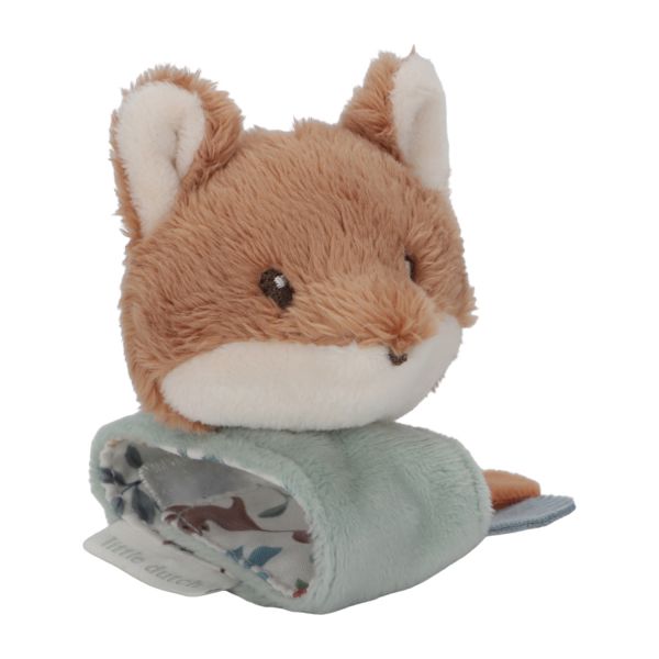 Armbandrammelaar van Little Dutch in de vorm van een vosje met rammelend geluid, ideaal voor baby’s.