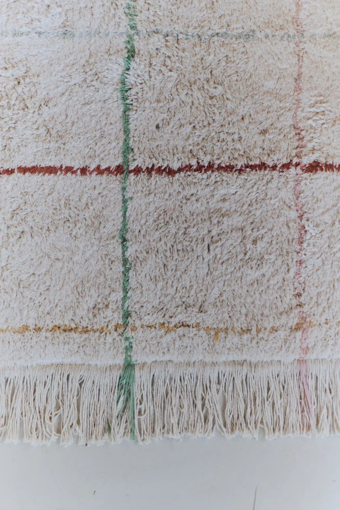 Lorena Canals wasbaar tapijt 90x130 cm in Vintage Nude met strepen en franjes, rustieke stijl