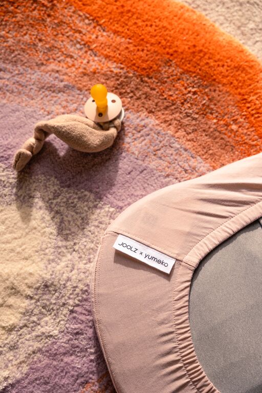 Joolz Perfect Fit hoeslaken in Dusty Rose van biologisch katoen voor draagmand