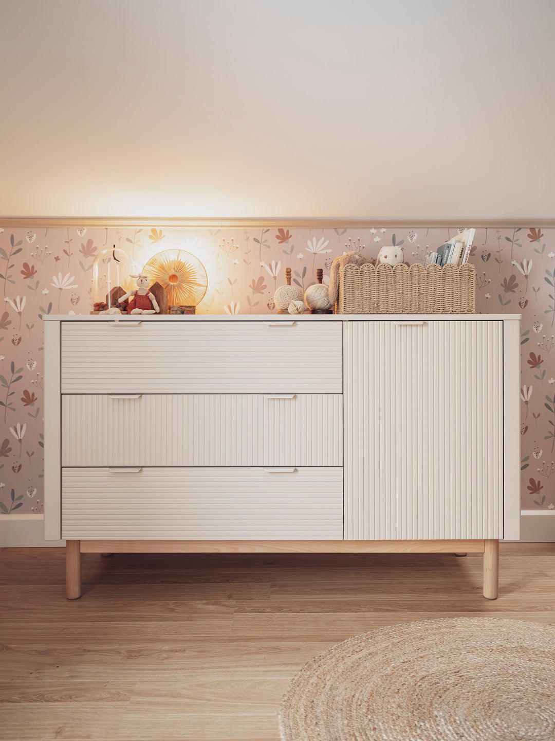 Pinio Miloo commode champagne met 3 lades en 1 kastdeur