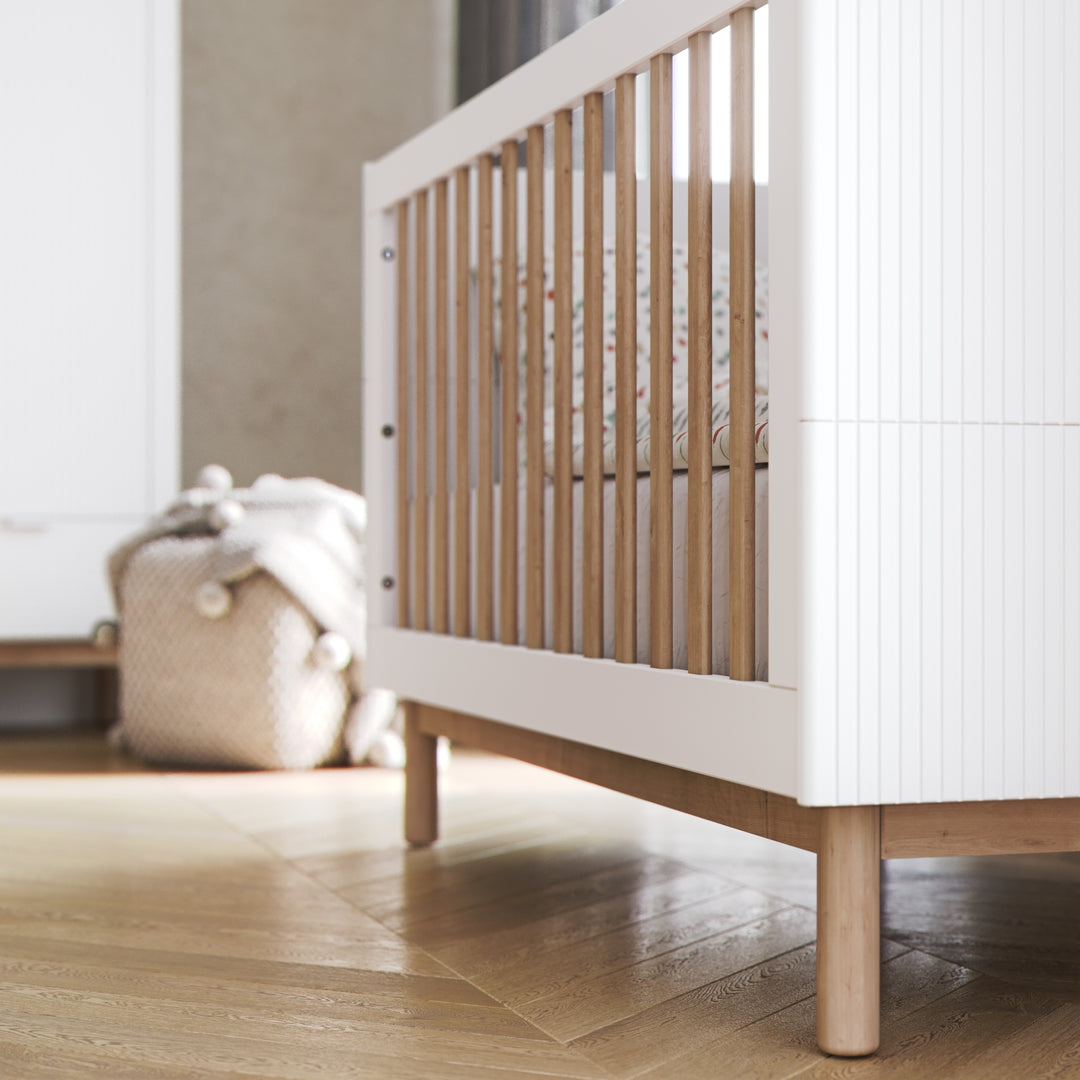 Pinio Miloo kinderbed 70x140 cm wit met ombouwoptie naar bank