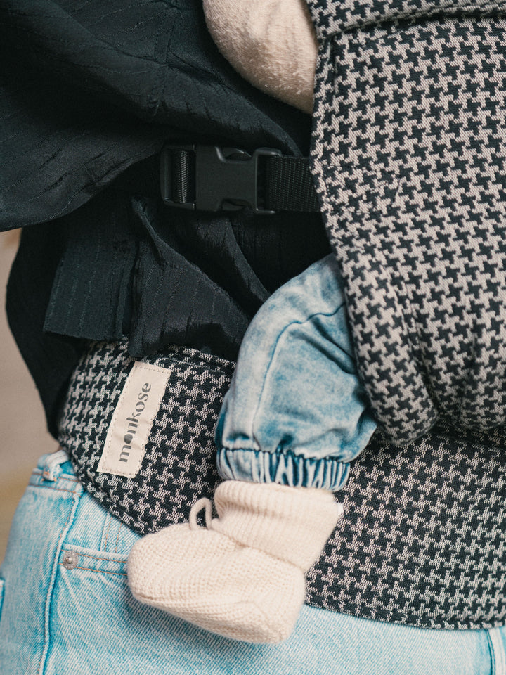 Monkose - Draagzak Heiwa | Monochrome Houndstooth