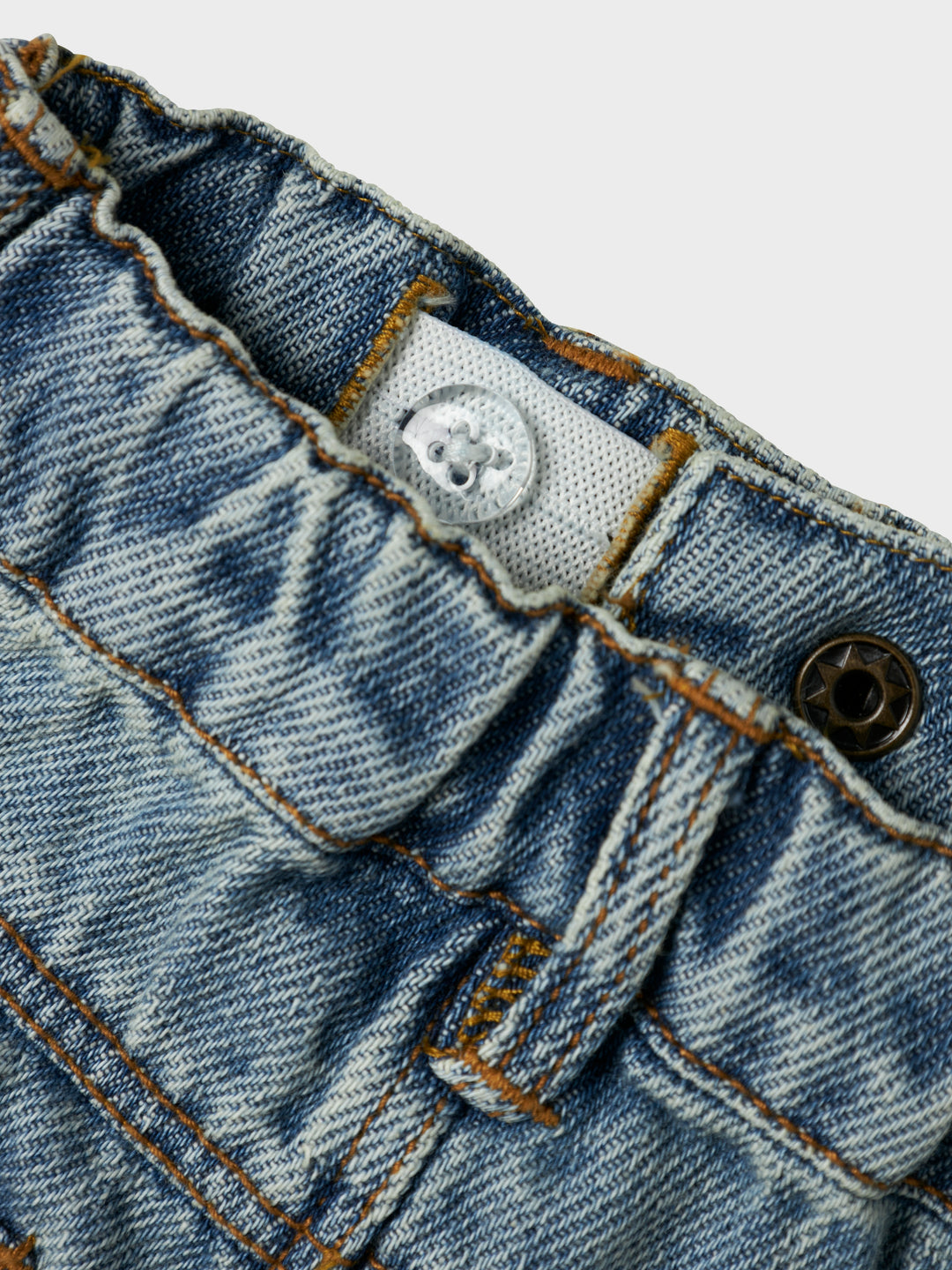 Lil Atelier Jeans Broek Karole Tapered Medium Blue van biologisch katoen