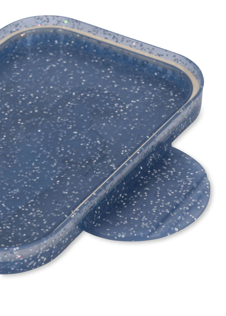 Konges Slojd lunchbox met glitter en raceautoprint – Race