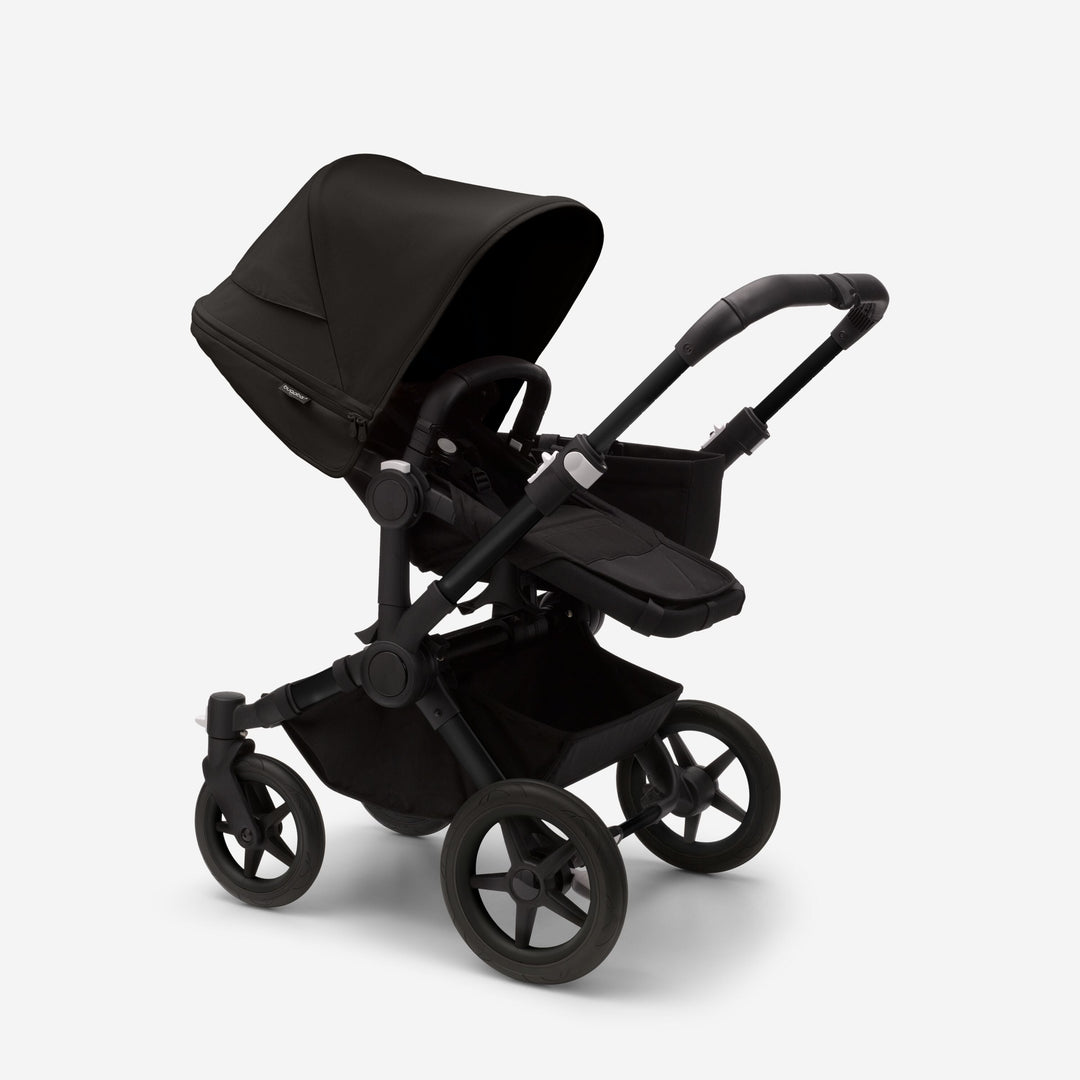 Bugaboo Donkey5 Mono kinderwagen in Black / Midnight Black, om te vormen tot duo kinderwagen, met ruime opbergcapaciteit en UPF 50+ zonnekap.