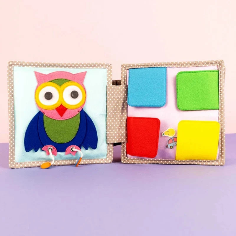 Jolly Designs - Voelboekje Kiekeboe