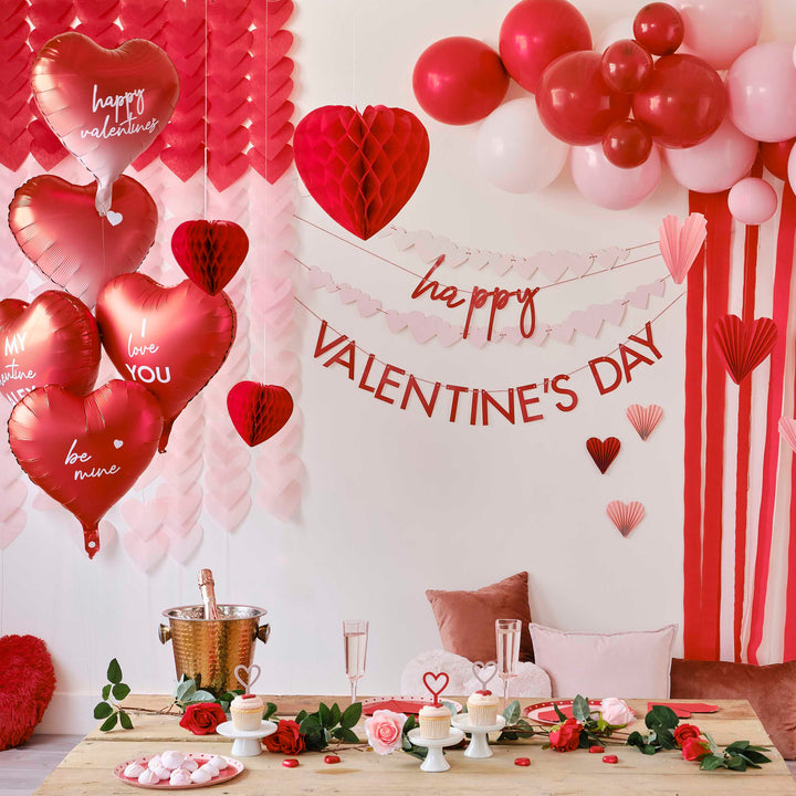 Slingers Hearts Party Backdrop Red Ombre