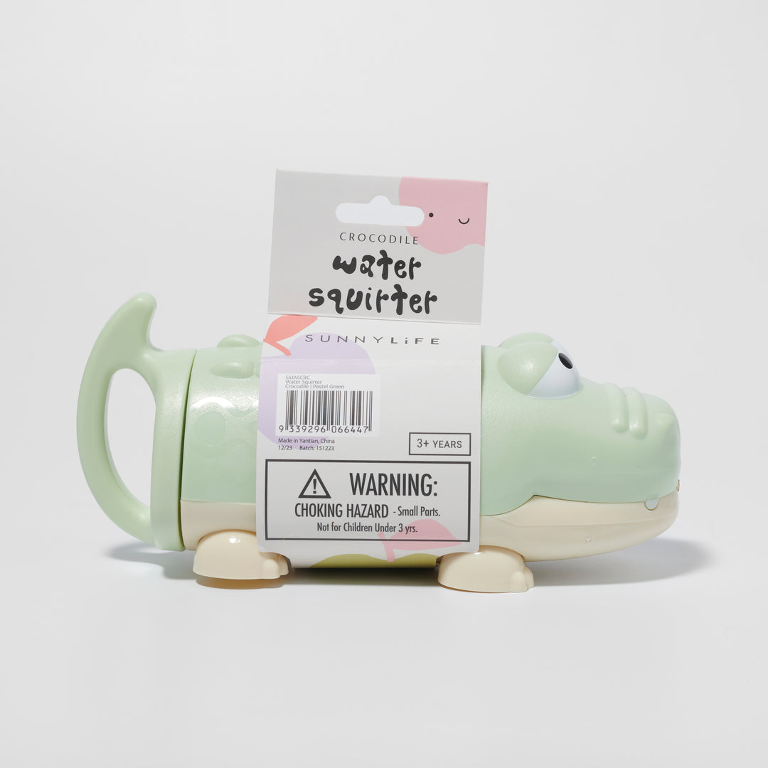 Groen waterpistool in krokodilvorm van Sunnylife voor zomerse waterpret