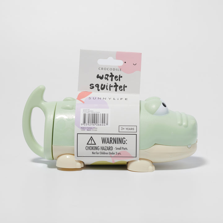 Groen waterpistool in krokodilvorm van Sunnylife voor zomerse waterpret