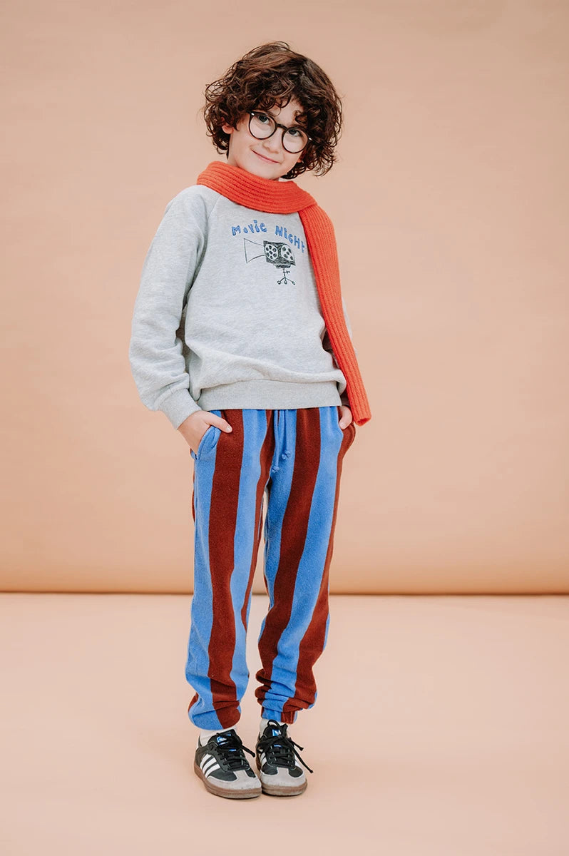 Sproet & Sprout grijze sweater met Movie Night opdruk, raglanmouwen en brushed binnenkant