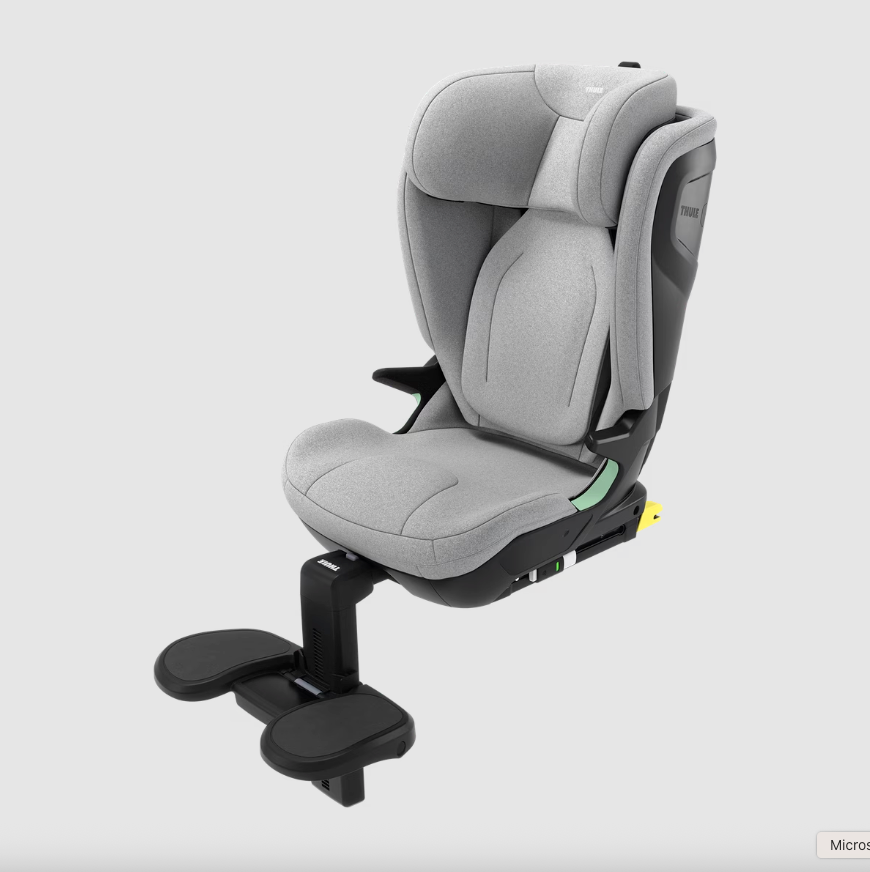 Thule Palm voetensteun voor autostoel, zwart en inklapbaar design