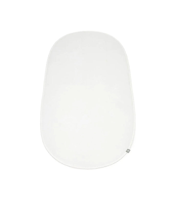 Stokke Sleepi bed V3 matrasbeschermer in wit, waterdicht en ademend, speciaal ontworpen voor de Sleepi V3 bed matras