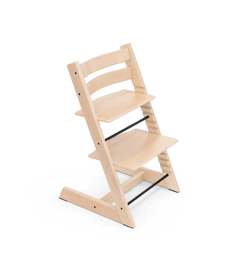 Stokke Tripp Trapp Natural kinderstoel in Scandinavisch design, verstelbaar en duurzaam.