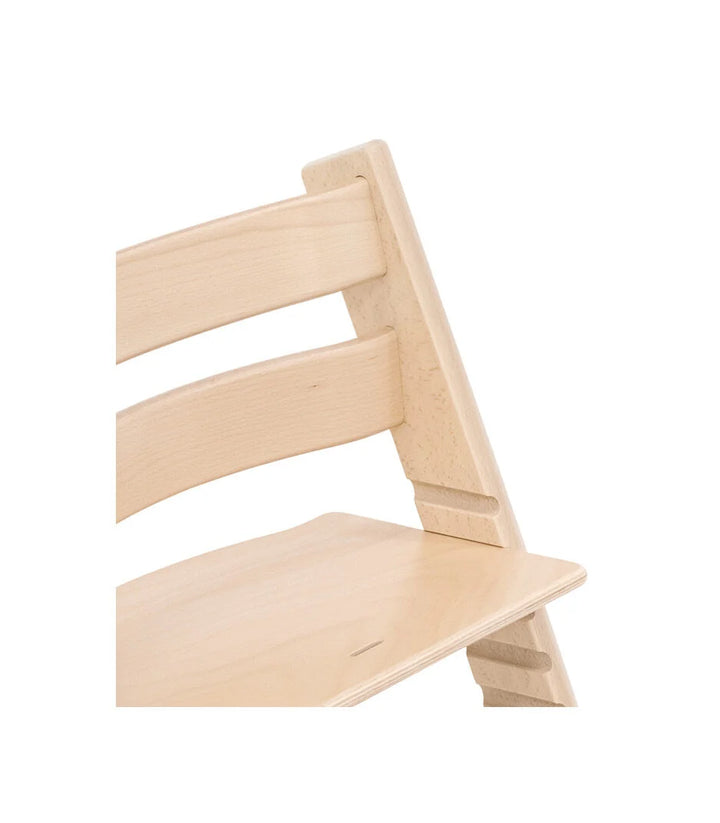 Stokke Tripp Trapp Natural kinderstoel in Scandinavisch design, verstelbaar en duurzaam.