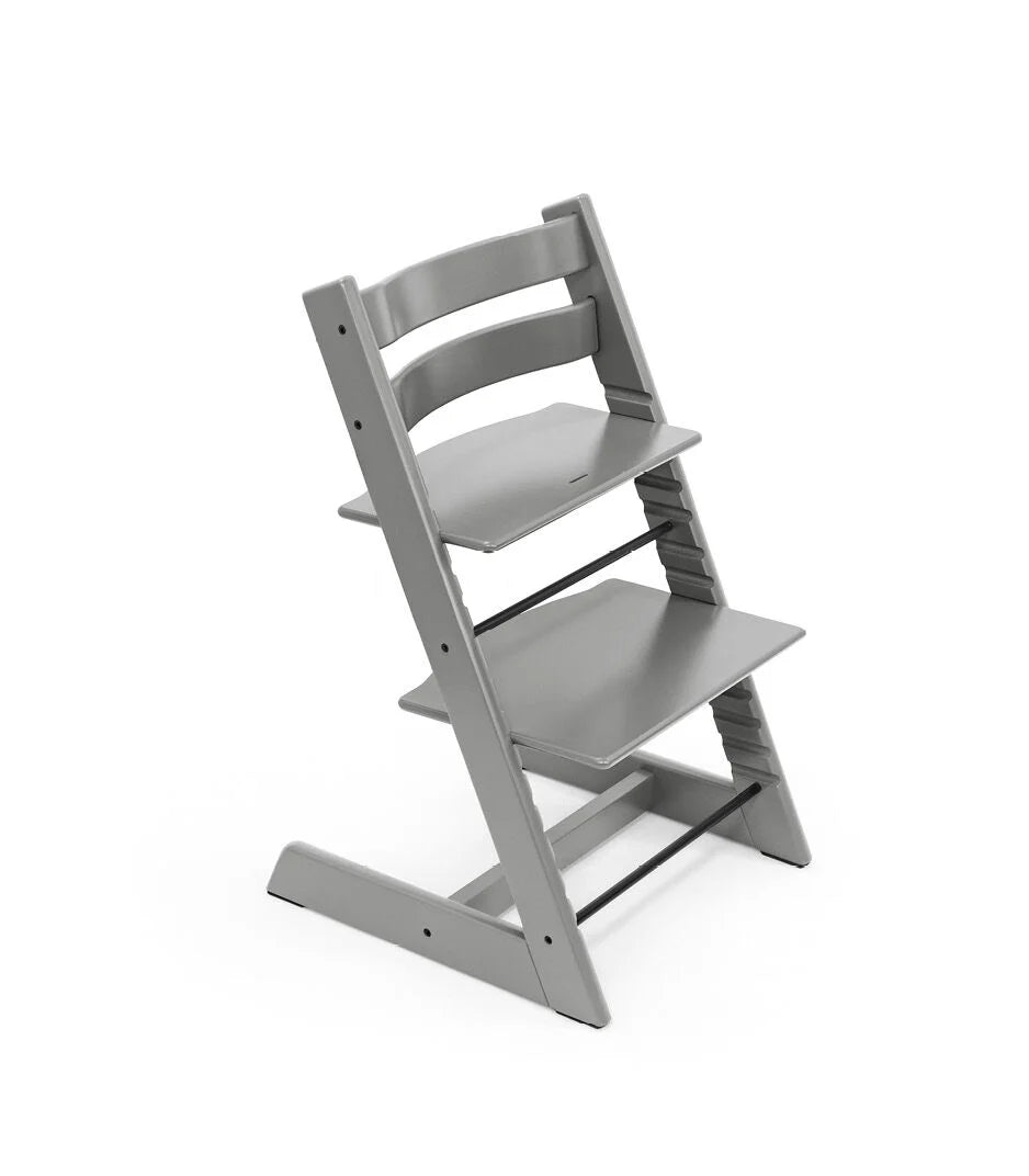 Stokke Tripp Trapp Storm Grey kinderstoel in Scandinavisch design, verstelbaar en duurzaam.