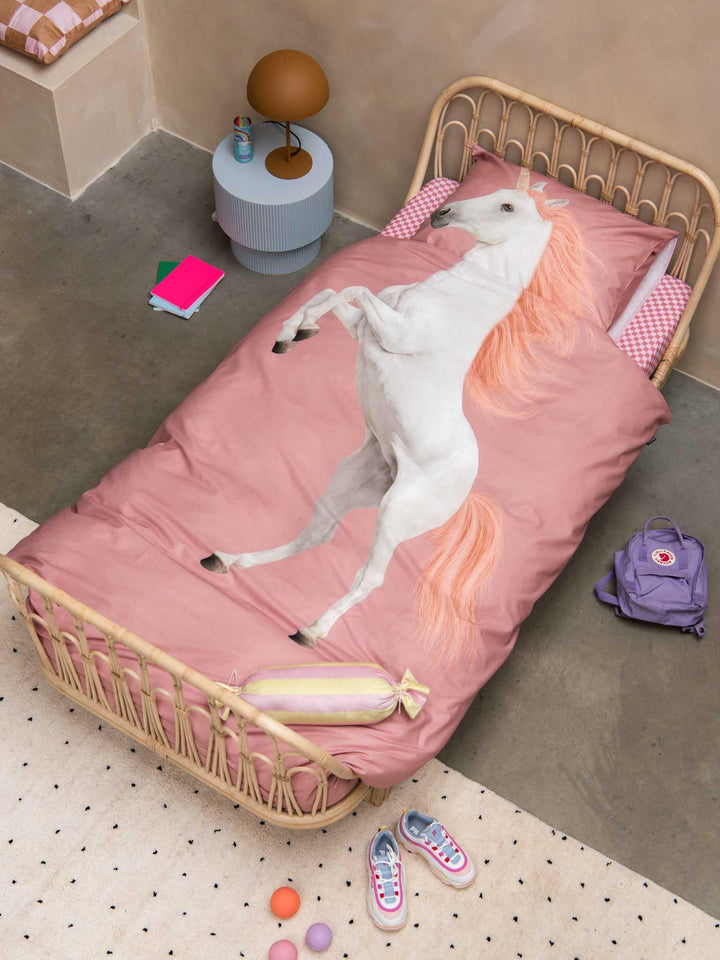 Snurk Unicorn dekbedovertrek 140x200 cm in Dusty Pink met grote eenhoorn fotoprint van biologisch katoen