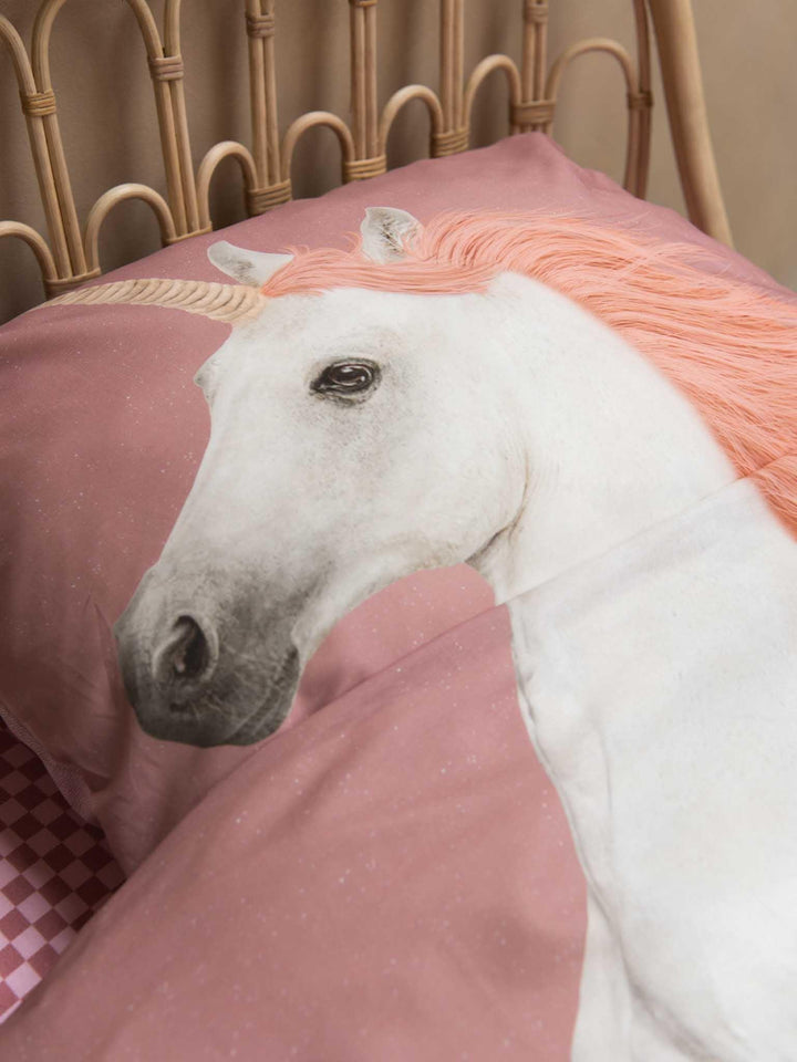 Snurk Unicorn dekbedovertrek 140x200 cm in Dusty Pink met grote eenhoorn fotoprint van biologisch katoen
