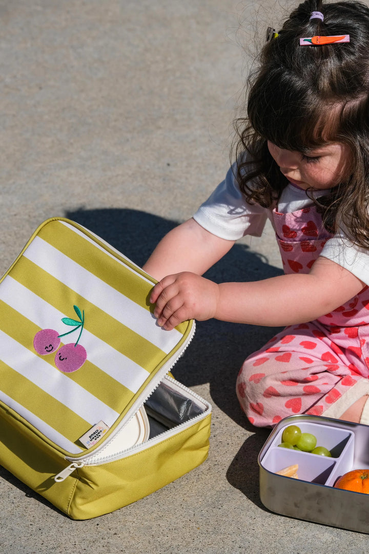The Cotton Cloud - Lunchtas  Cherry Pop