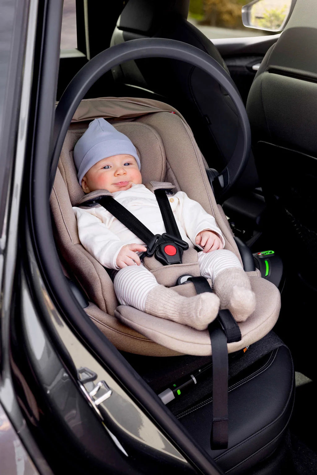 Besafe - Autostoel Go Beyond 2 Groep 0+ | Dark Sand Soft Breeze