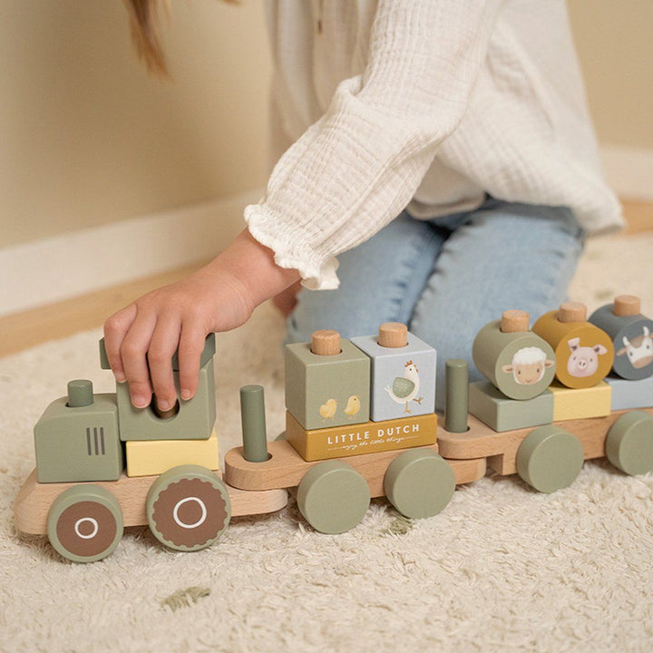 Little Dutch blokkentrein met tractor en kleurrijke houten blokken, 16-delig en 45 cm lang.