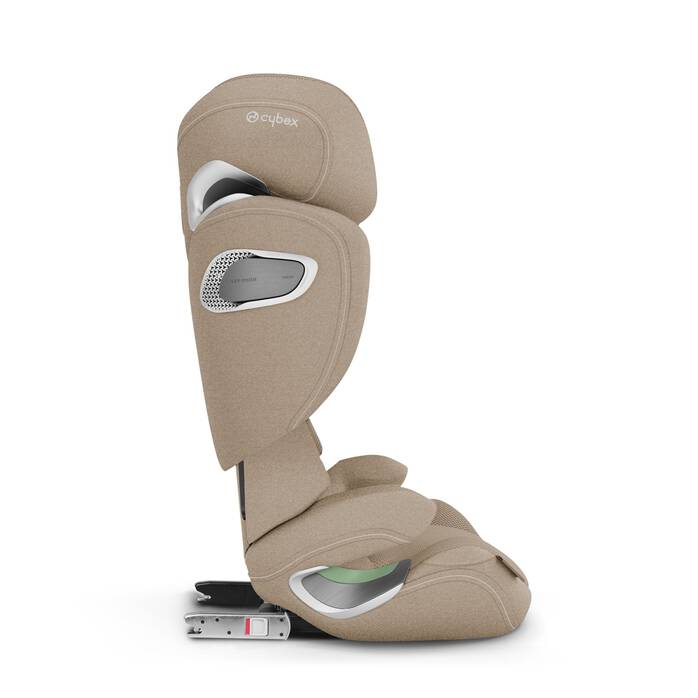 Cybex Solution T i-Fix Plus autostoel in Cozy Beige met verstelbare hoofdsteun en zijdelingse impactbescherming.